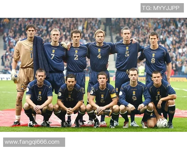 足球明星们携手共唱英文歌曲 展现球场之外的音乐才华