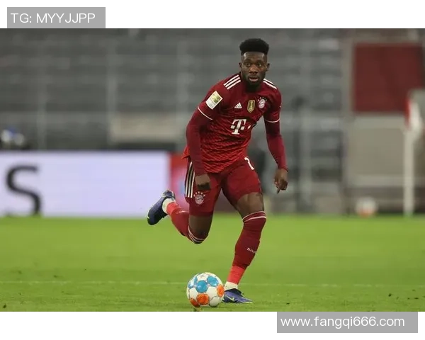 足球界三大球星排名深度解析 揭示最具影响力球员的巅峰对决